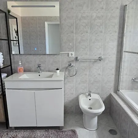 Semesterbostad Sea La Vie House By Sam Ribeira Brava